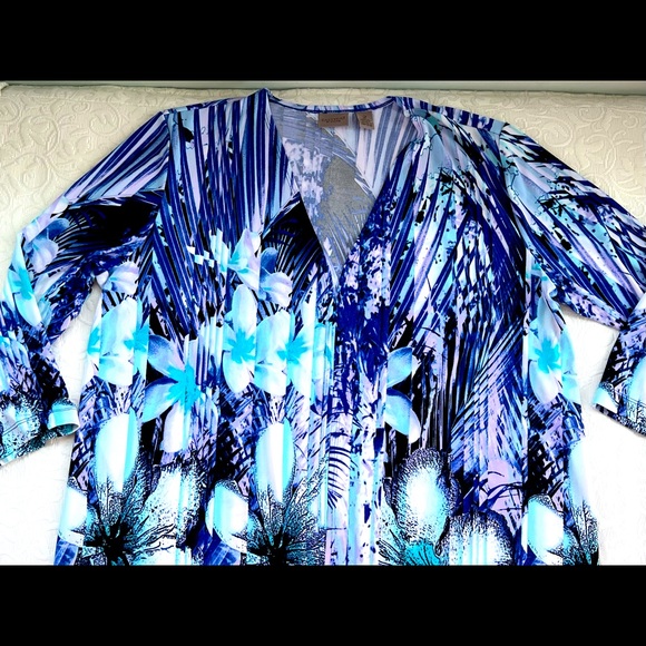 Chico’s Easywear Relaxed Fit Drape Jacket Tropical Print in Blues Size 2 (M) EUC - Picture 4 of 8